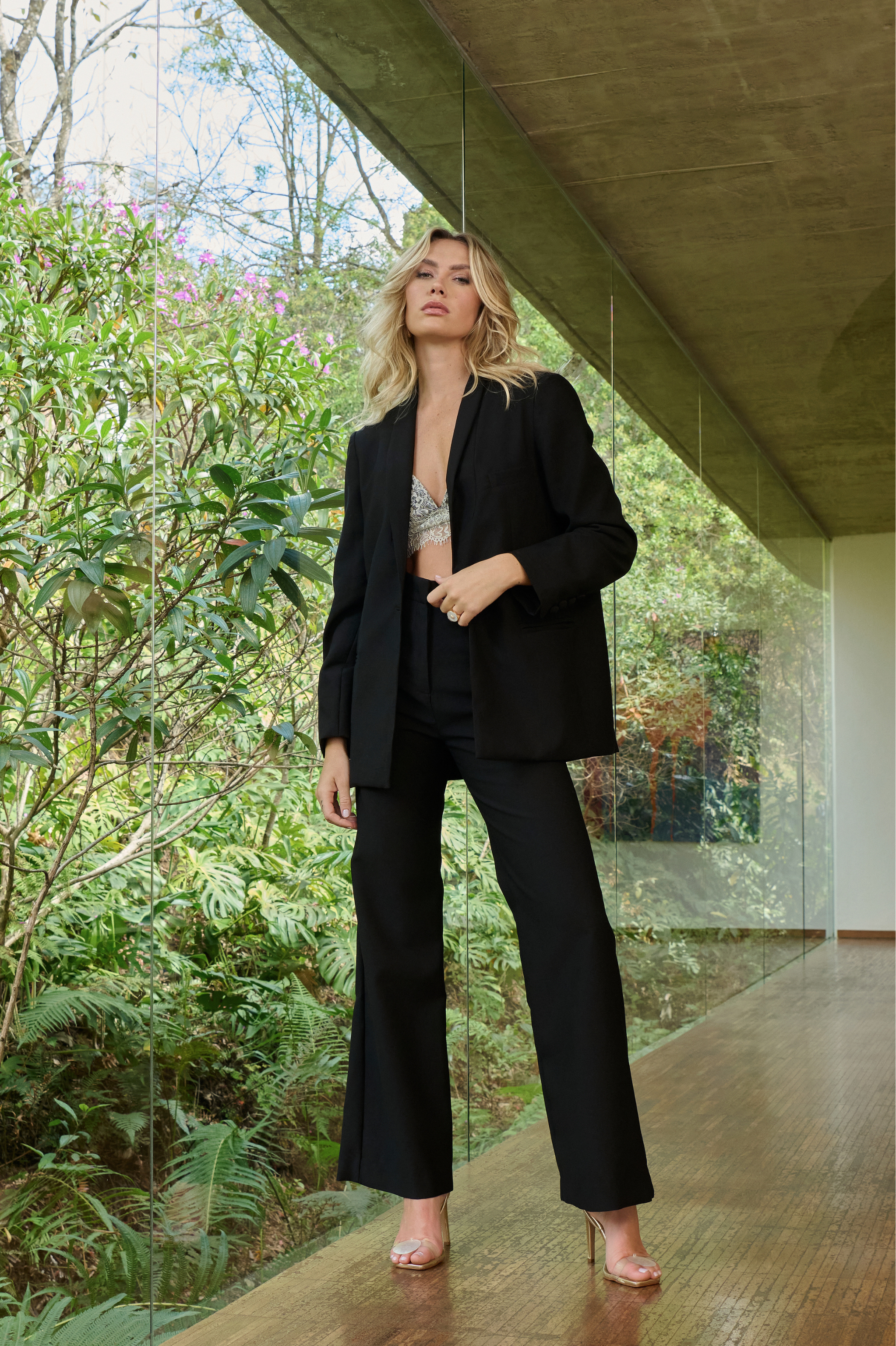 Calça Oriane Alfaiataria Preta