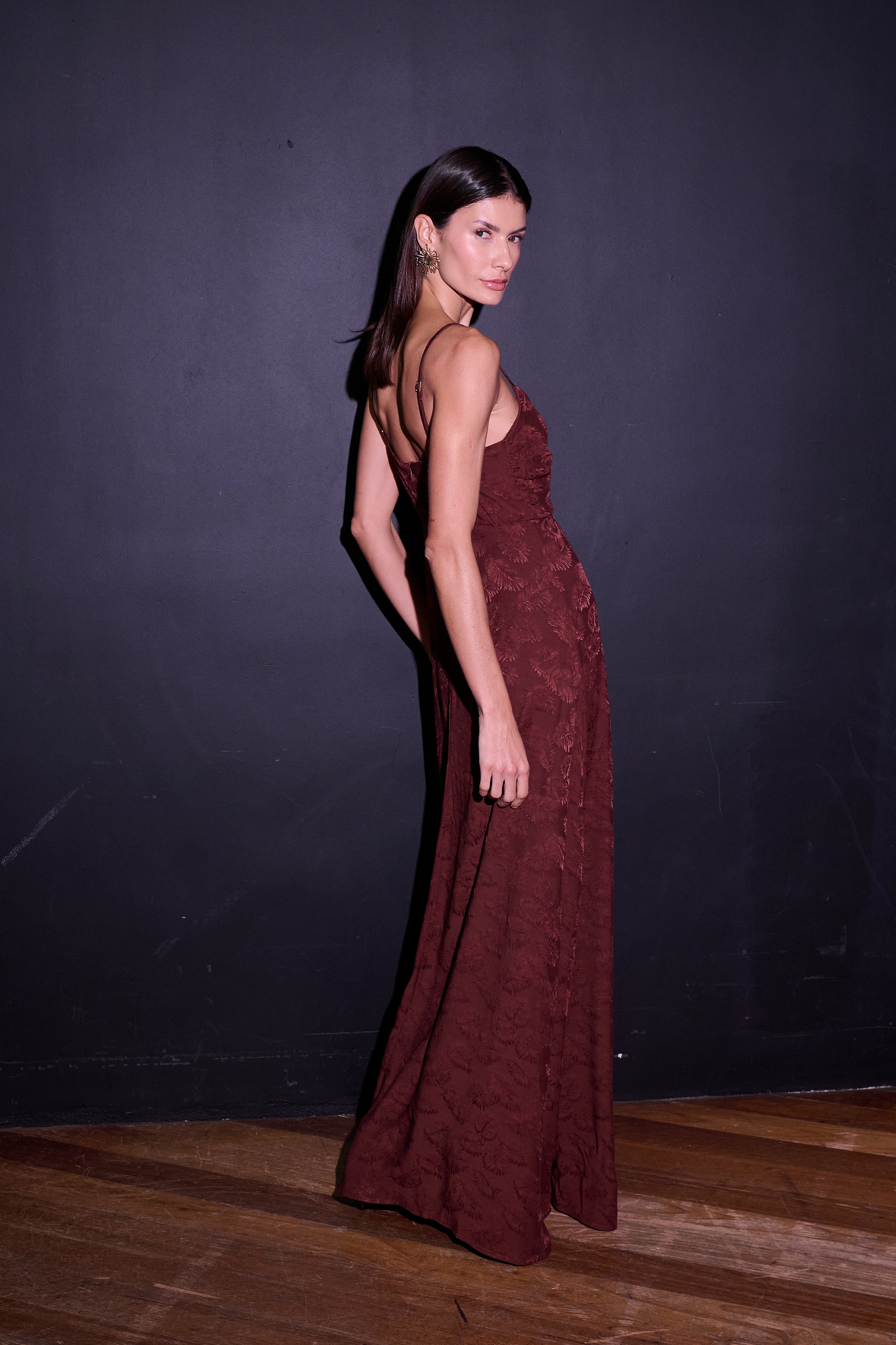 Vestido Detalhe Decote Noir